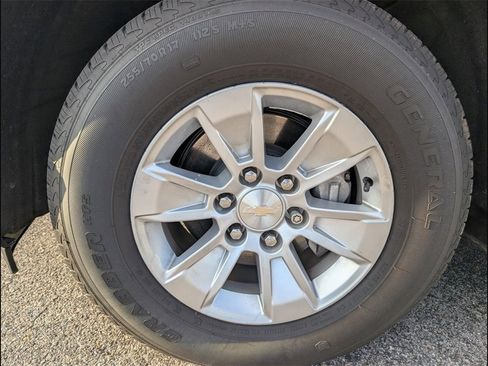 Used 2019 Chevrolet Silverado 1500 LT w/ All-Star Edition image 25