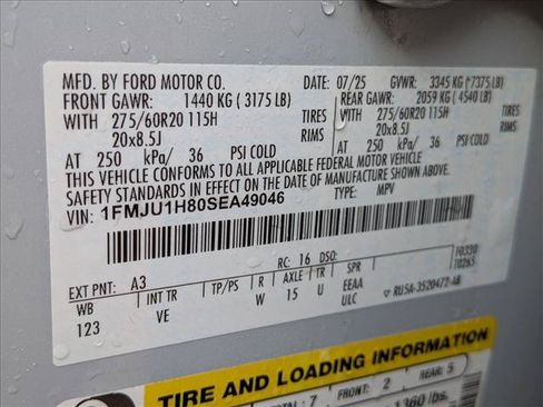 Certified 2025 Ford Expedition Active RWD image 23
