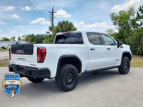 New 2026 GMC Sierra 1500 AT4X w/ AT4X AEV Edition AWD/4WD image 4