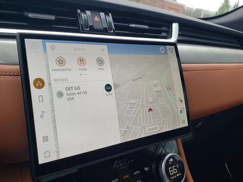 New 2026 Jaguar F-PACE R-Dynamic S AWD/4WD image 22
