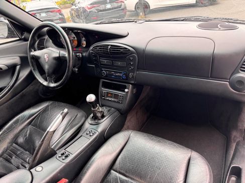 Used 2001 Porsche Boxster RWD image 13