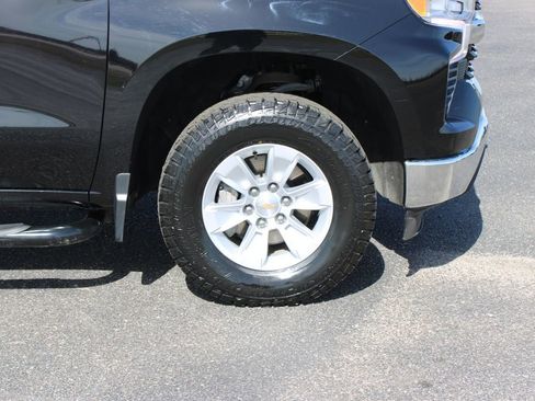 Used 2025 Chevrolet Silverado 1500 LT w/ Work Truck Package AWD/4WD image 12