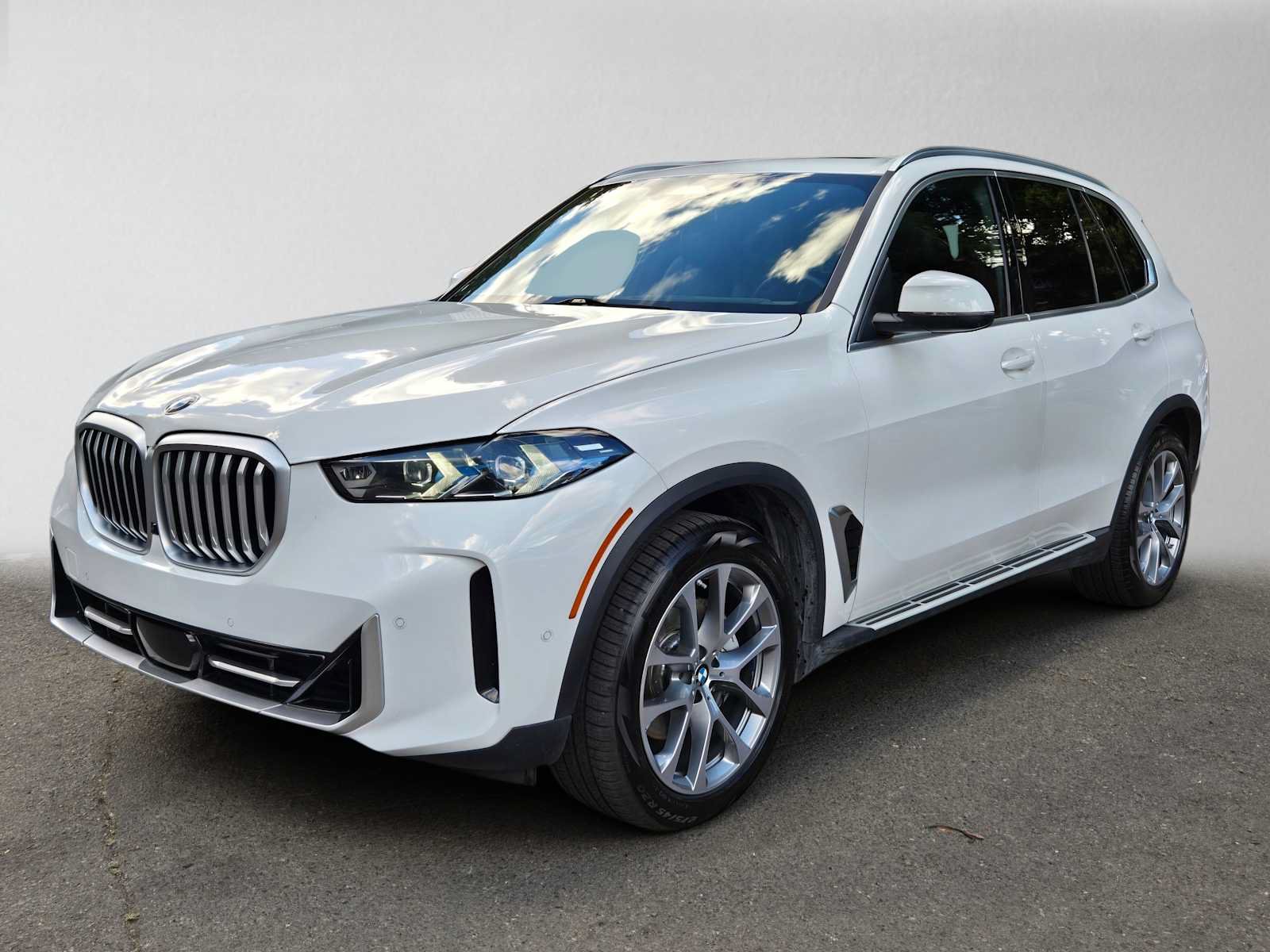 Used 2026 BMW X5 xDrive40i AWD/4WD image 7