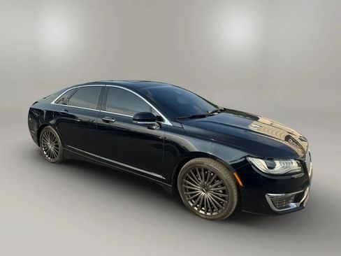 Used 2017 Lincoln MKZ Reserve w/ Climate Package AWD/4WD image 3