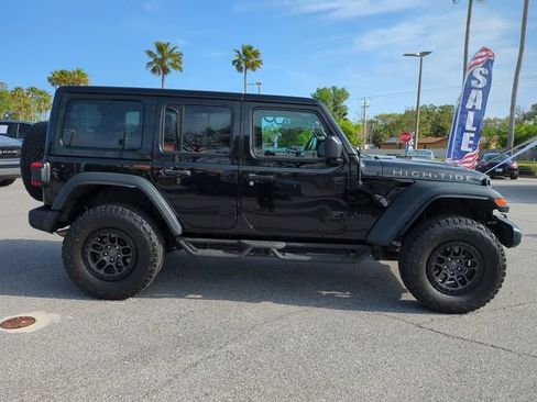 Used 2022 Jeep Wrangler Unlimited Sport image 3