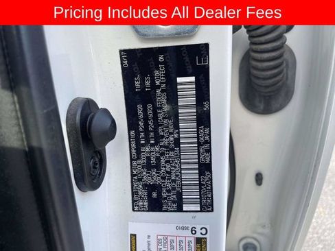 Used 2017 Toyota 4Runner Limited AWD/4WD image 39