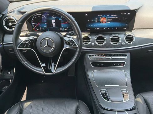 Used 2022 Mercedes-Benz E 350 Sedan image 25