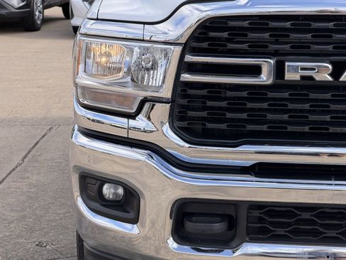 Used 2024 RAM 2500 Big Horn AWD/4WD image 5