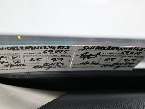 Used 2022 Nissan Pathfinder SV FWD image 8