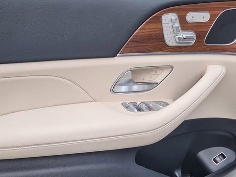 New 2026 Mercedes-Benz GLE 350 4MATIC image 10