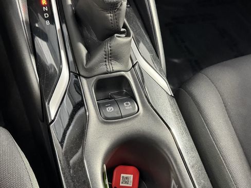 Used 2021 Toyota Corolla LE FWD image 23