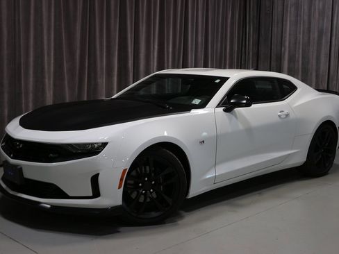 Used 2021 Chevrolet Camaro LT w/ 1LE Track Performance Package image 1