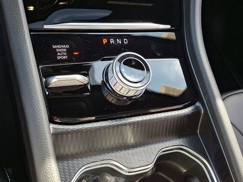 New 2025 Jeep Grand Cherokee Limited image 13