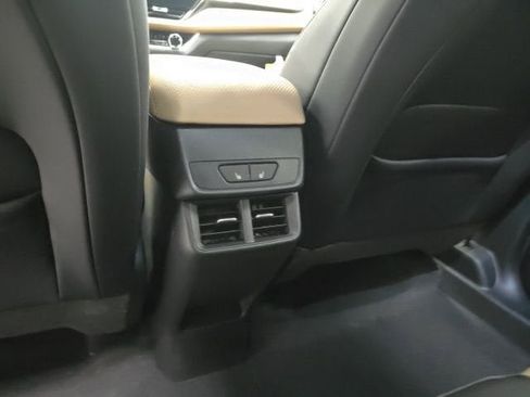 New 2026 Chevrolet Equinox ACTIV w/ Convenience Package III AWD/4WD image 23