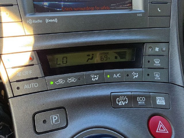 Used 2014 Toyota Prius Prime Plug-In Hybrid FWD image 28