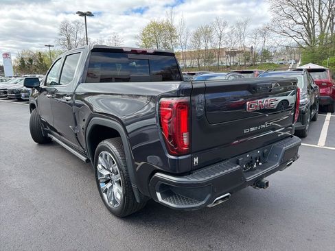 Used 2023 GMC Sierra 1500 Denali w/ Denali Reserve Package AWD/4WD image 8