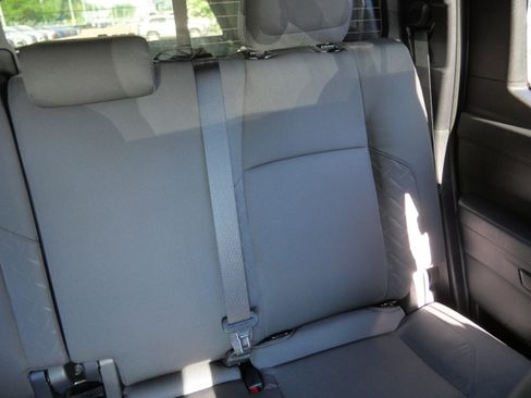 Certified 2024 Toyota Tacoma SR5 AWD/4WD image 15