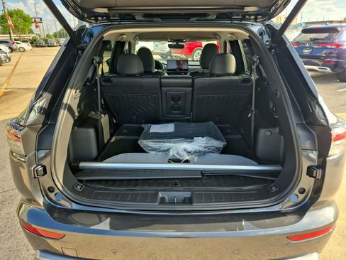 Used 2025 Mitsubishi Outlander SE AWD/4WD image 23