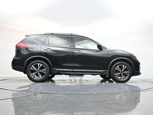 Used 2017 Nissan Rogue SL w/ SL Premium Package image 45