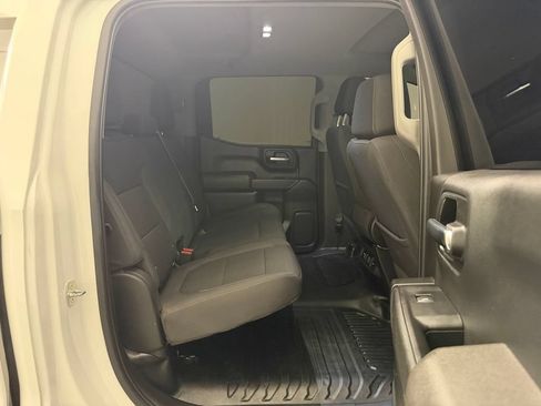 Used 2022 Chevrolet Silverado 1500 LT w/ Z71 Off-Road Package AWD/4WD image 29