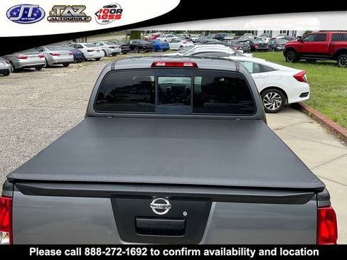 Used 2019 Nissan Frontier SL image 7