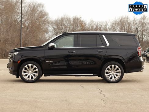 Used 2021 Chevrolet Tahoe Premier w/ Premium Package image 4
