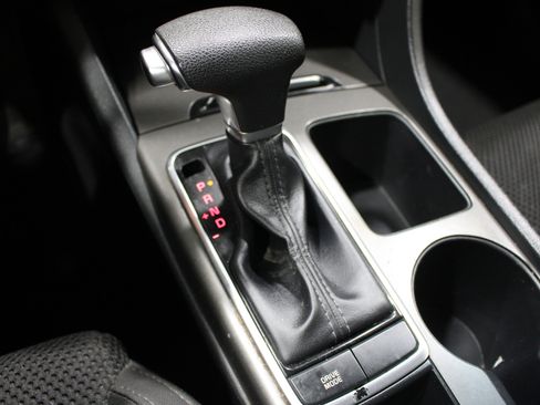 Used 2020 Kia Optima LX image 15