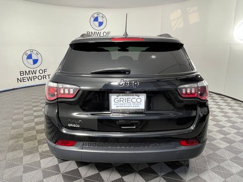 Used 2019 Jeep Compass Latitude AWD/4WD image 13