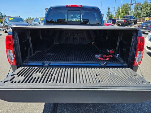 Used 2014 Nissan Frontier SV AWD/4WD image 10