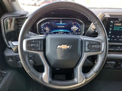 Used 2025 Chevrolet Silverado 2500 LT w/ Convenience Package AWD/4WD image 21