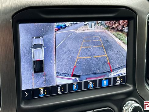 Used 2022 GMC Sierra 3500 Denali image 24