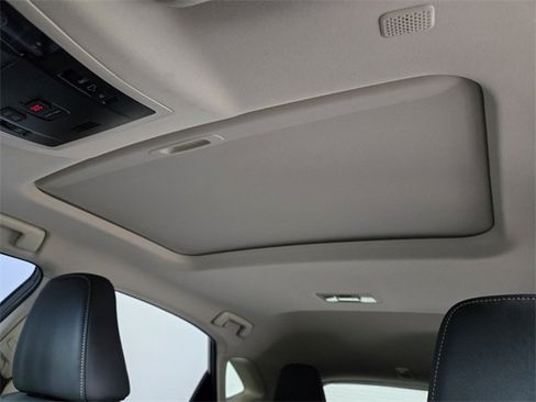 Used 2018 Lexus NX 300 FWD image 14