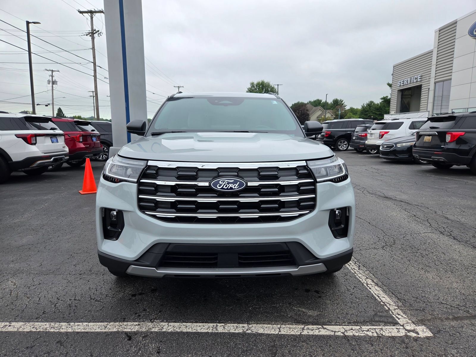 New 2027 Ford Explorer Active w/ Active Comfort Package AWD/4WD image 7