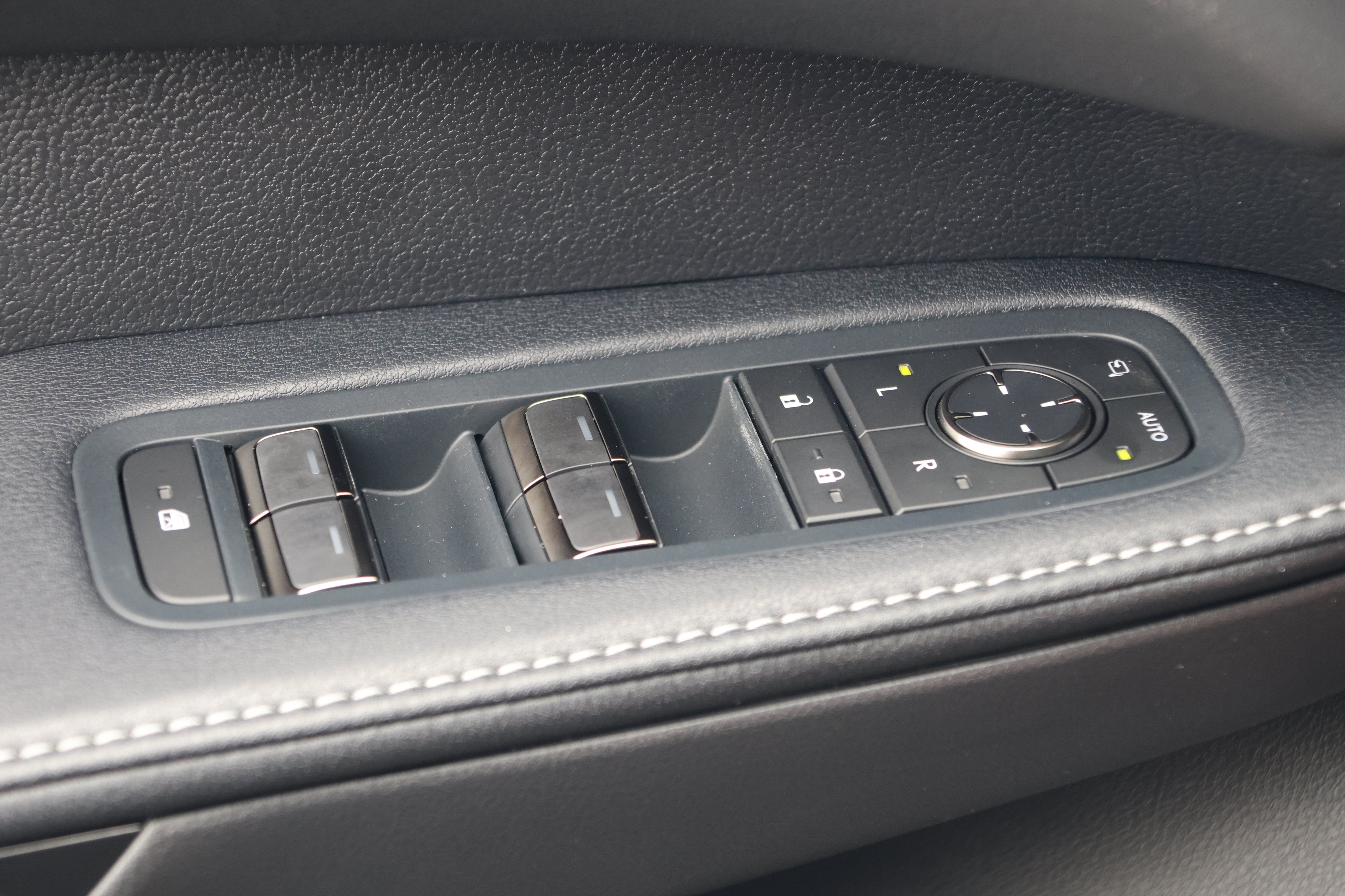 Used 2026 Lexus RX 350 AWD w/ Convenience Package image 14