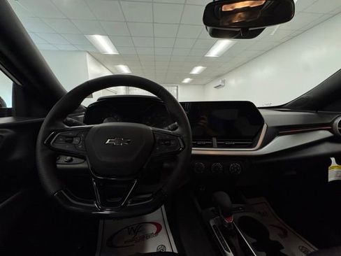 New 2026 Chevrolet Trax RS FWD image 12