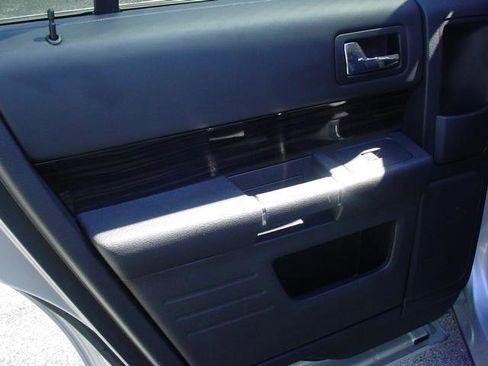 Used 2018 Ford Flex SEL w/ Equipment Group 202A image 11