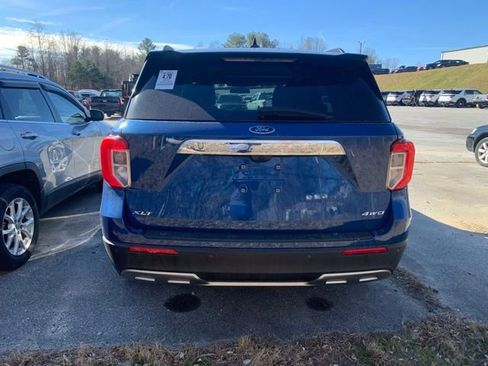 Used 2023 Ford Explorer XLT w/ Equipment Group 202A image 19