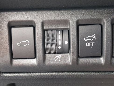 Certified 2025 Subaru Outback Premium AWD/4WD image 26