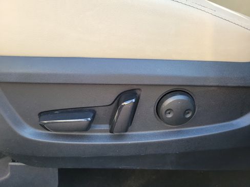 Used 2019 INFINITI QX50 Luxe image 20