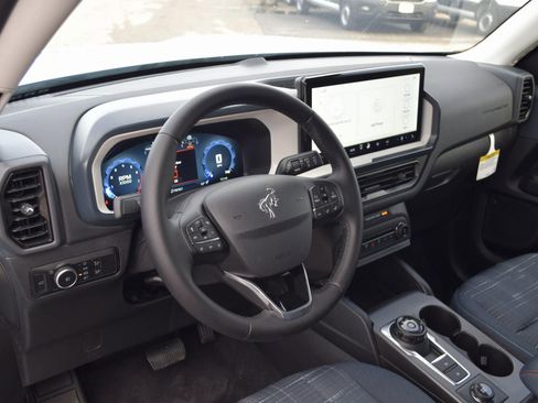 New 2025 Ford Bronco Sport Heritage w/ Convenience Package image 17