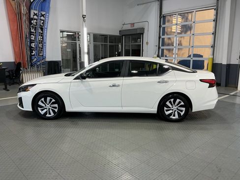 Used 2025 Nissan Altima 2.5 S image 28