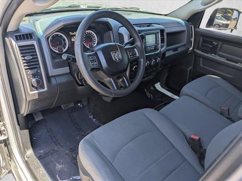 Used 2018 RAM 2500 Tradesman w/ Chrome Appearance Group AWD/4WD image 9