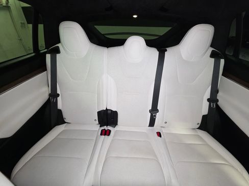 Used 2023 Tesla Model X AWD/4WD image 12