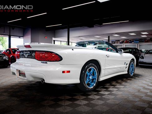 Used 1999 Pontiac Firebird Trans Am RWD image 10
