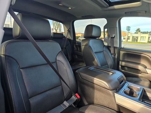 Used 2018 Chevrolet Silverado 1500 LTZ Z71 w/ LTZ Plus Package AWD/4WD image 10