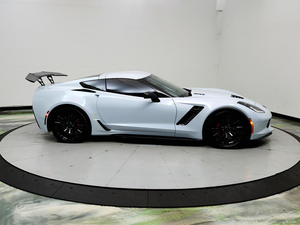 Used 2019 Chevrolet Corvette Z06 RWD image 4
