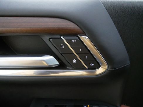 Used 2024 GMC Sierra 3500 Denali Ultimate image 14