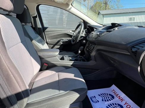 Used 2017 Ford Escape SE image 13