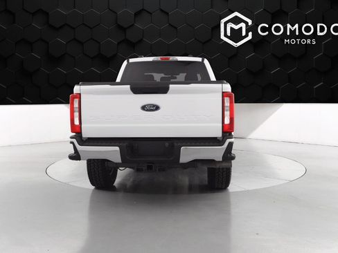 Used 2023 Ford F250 XLT image 4