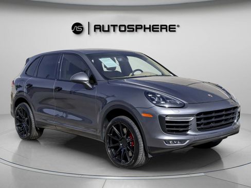 Used 2016 Porsche Cayenne Turbo AWD/4WD image 12